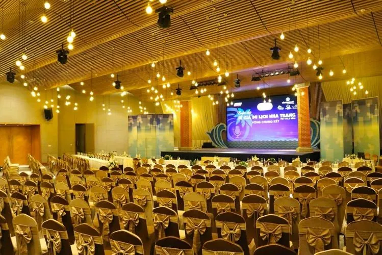 Hội trường tổ chức sự kiện tại Quinter Central Nha Trang